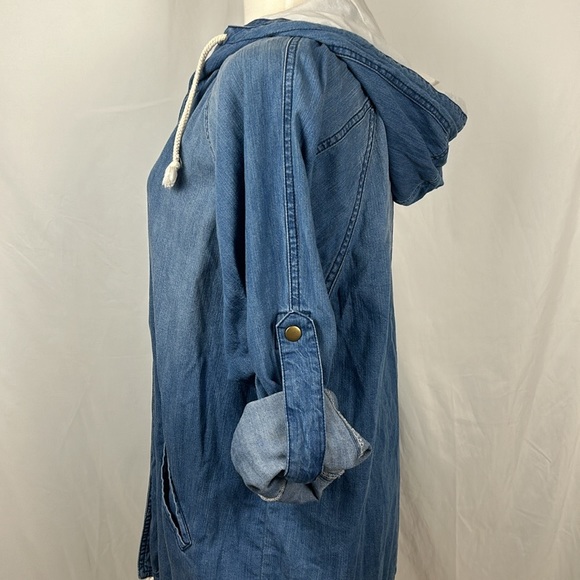 Life in Progress jacket size large - Picture 4 of 14